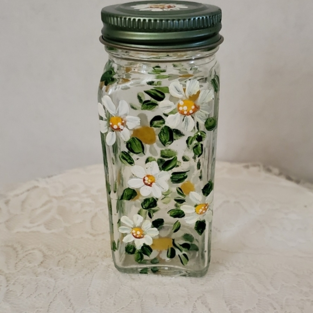 One Handmade Spice or Storage Bottle with Daisies, All Occasion gift